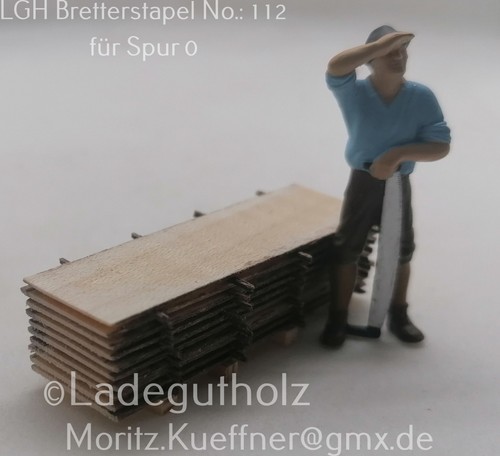 Ladegut holz bretterstapel - ladegut, holz,